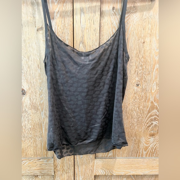 Armani Collection short sleeved silk blouse with matching unpinning - size 10 - Picture 7 of 7